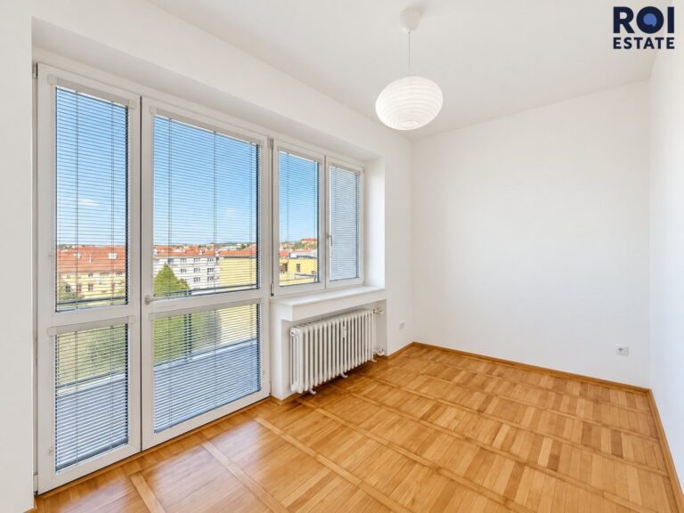 Pronájem bytu 3+kk 58 m², Brno – Černá Pole, s terasou