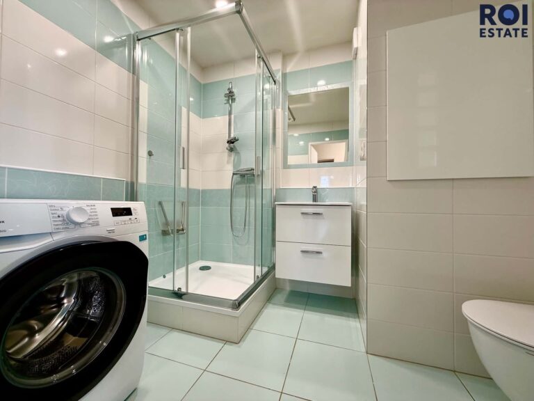 Moderní a světlý byt 3+1 , 68 m² po kompletní rekonstrukci s balkonem – Elplova 36, Brno