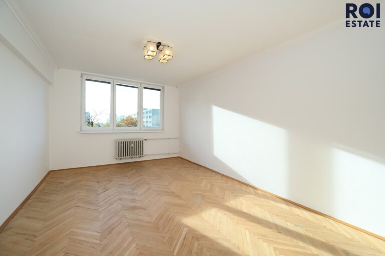 Pronájem bytu 2+1 58 m² s balkonem, Kladno – Kročehlavy