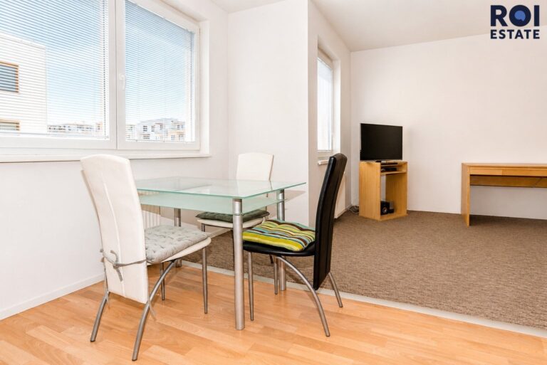 Pronájem bytu 3+kk 63 m², Praha – Čakovice
