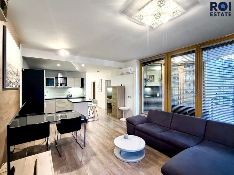 Pronájem vybaveného bytu 3+kk 85 m², Brno – Staré Brno s krásnou lodžií 11 m2, skladem 2,4m2 a parkováním  12m2