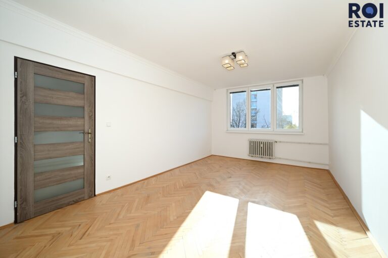 Pronájem bytu 2+1 58 m² s balkonem, Kladno – Kročehlavy