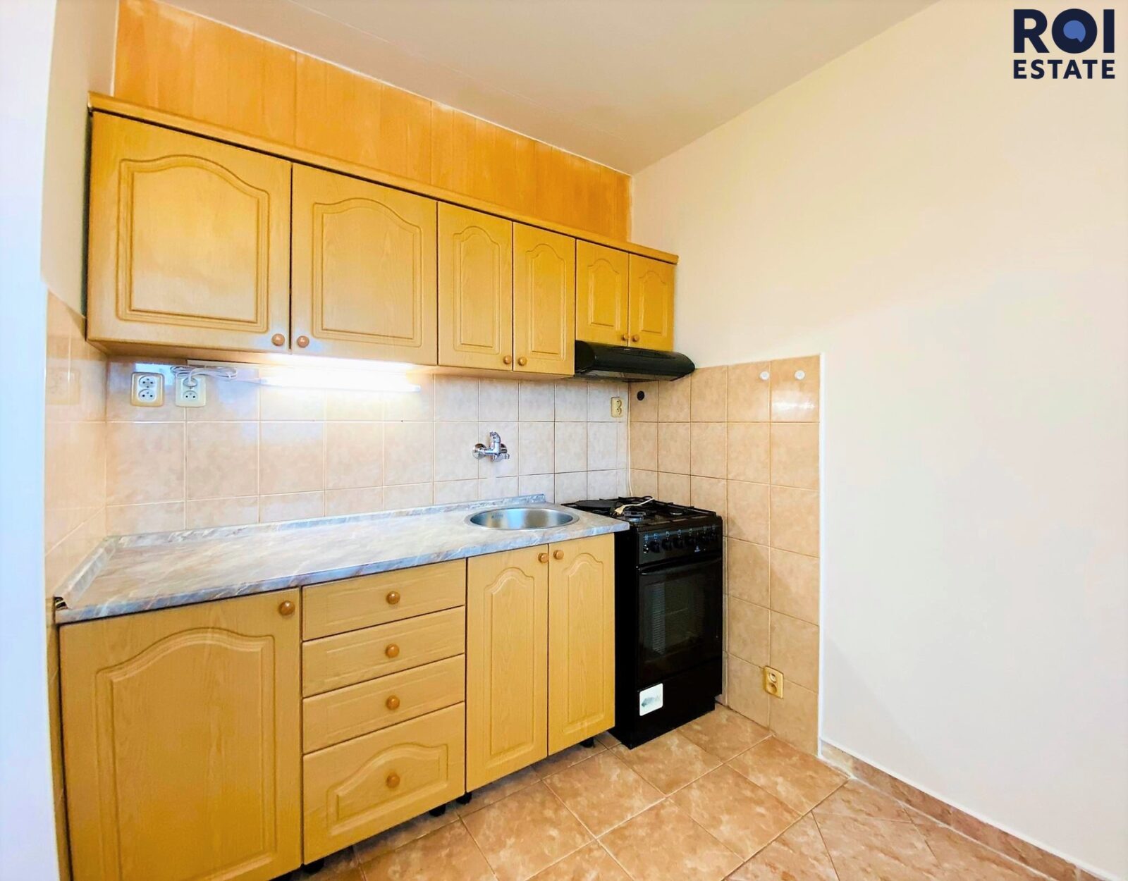 Pronájem prostorného bytu 1+1 s balkonem 45m² – Brno – Černovice