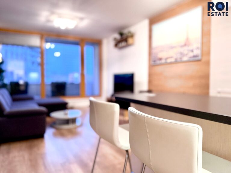 Pronájem vybaveného bytu 3+kk 85 m², Brno – Staré Brno s krásnou lodžií 11 m2, skladem 2,4m2 a parkováním  12m2