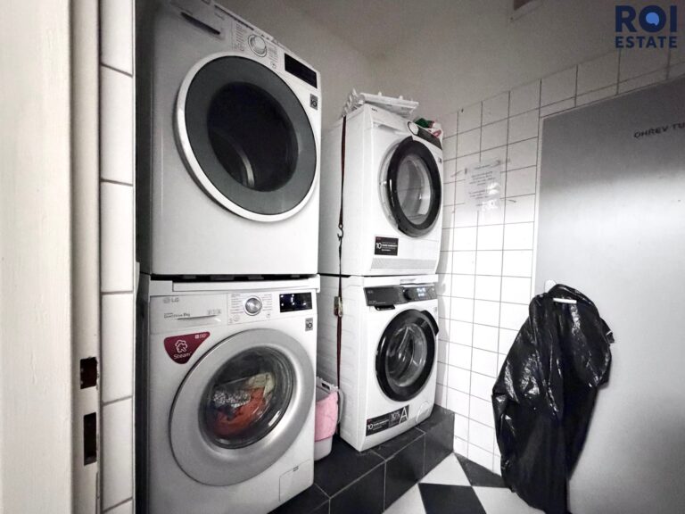Pronájem bytu 1+kk , celková plocha 27 m², Brno – Pisárky, s terasou, sklepem a společnou zahradou s ohništěm