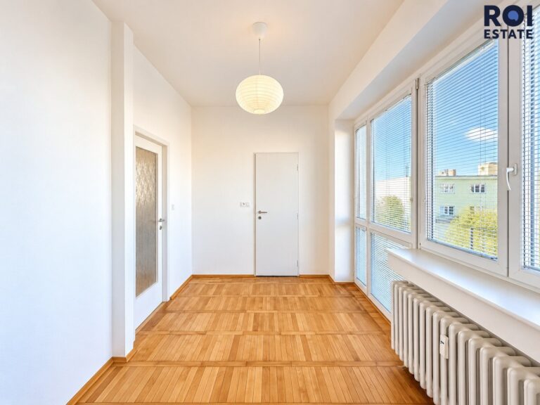 Pronájem bytu 3+kk 58 m², Brno – Černá Pole, s terasou