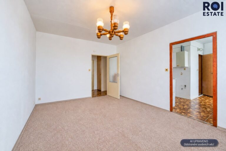 Prostorný byt 2+1 (61m2) s lodžií a obrovským potenciálem (Blansko – Pod Javory)