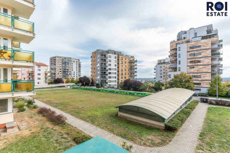Pronájem bytu 3+kk 73 m², Praha – Horní Měcholupy