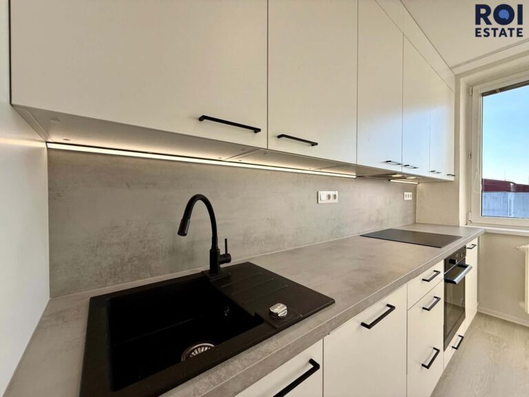 Moderní a světlý byt 3+1 , 68 m² po kompletní rekonstrukci s balkonem – Elplova 36, Brno
