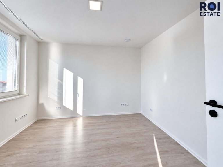 Moderní a světlý byt 3+1 , 68 m² po kompletní rekonstrukci s balkonem – Elplova 36, Brno