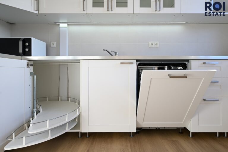 Pronájem bytu 2+1 58 m² s balkonem, Kladno – Kročehlavy